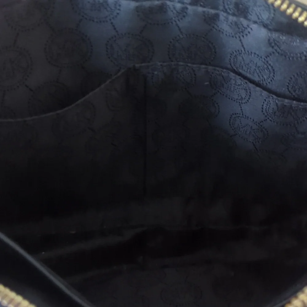 Michael kors crossbody - Picture 10 of 13